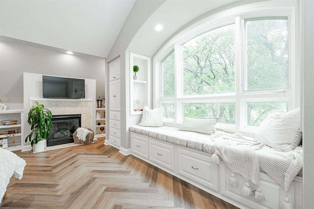 2 Acres of Residential Land with Home for Sale in Oak Point, Texas