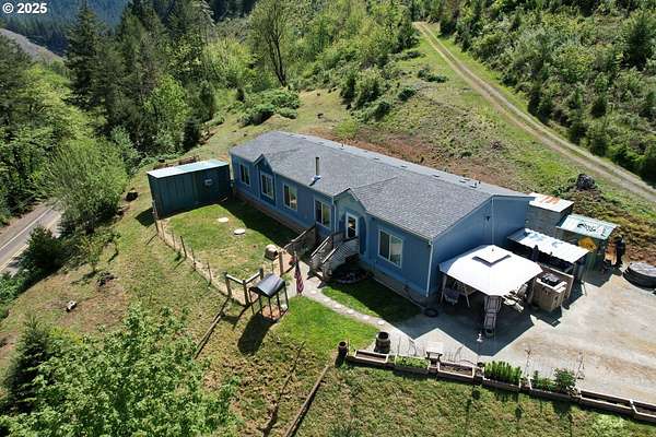 31.4 Acres of Recreational Land with Home for Sale in Myrtle Creek, Oregon