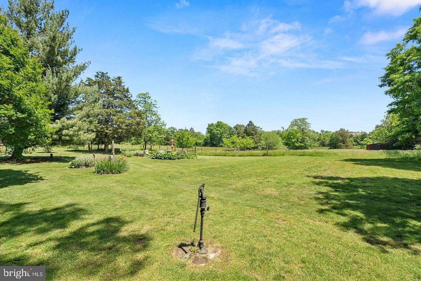 9.1 Acres of Residential Land with Home for Sale in Ashburn, Virginia