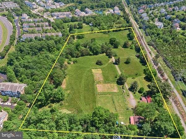 9.1 Acres of Land with Home for Sale in Ashburn, Virginia