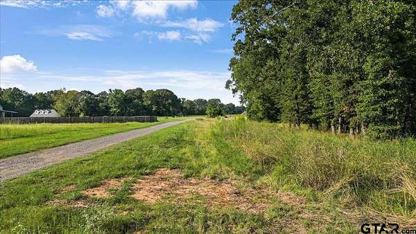 1.67 Acres of Residential Land for Sale in Bullard, Texas