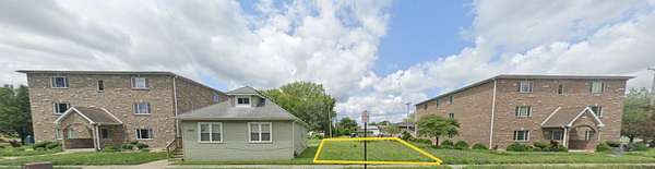 0.07 Acres of Mixed-Use Land for Sale in Robbins, Illinois