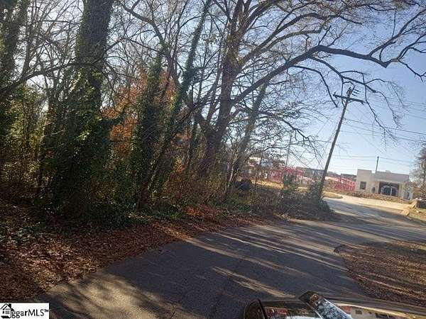 3 Acres of Residential Land for Sale in Spartanburg, South Carolina