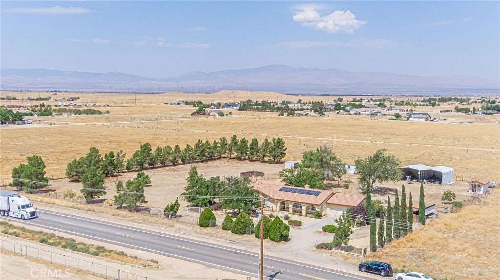 2.12 Acres of Residential Land with Home for Sale in Lancaster, California