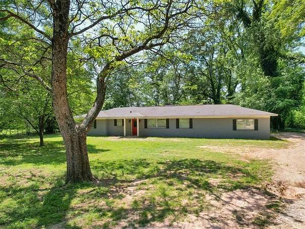 20 Acres of Land with Home for Sale in Hughes Springs, Texas