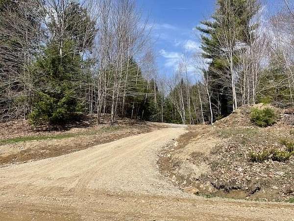 3.23 Acres of Residential Land for Sale in North Yarmouth Town, Maine