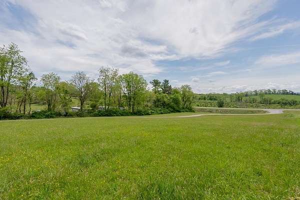 0.9 Acres of Residential Land for Sale in Max Meadows, Virginia