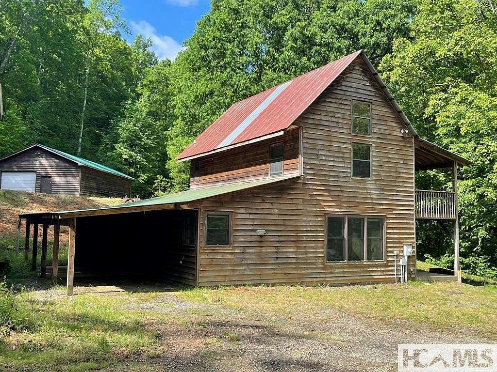 50.5 Acres of Recreational Land with Home for Sale in Sylva, North Carolina