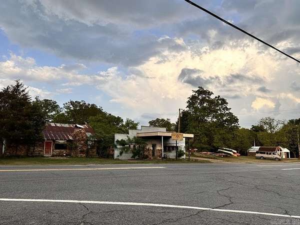3.2 Acres of Improved Residential Land for Sale in Pencil Bluff, Arkansas