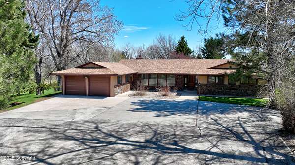 11.8 Acres of Land with Home for Sale in Gillette, Wyoming