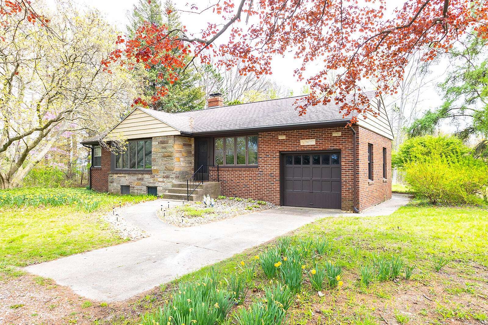 2.5 Acres of Residential Land with Home for Sale in New Buffalo, Michigan