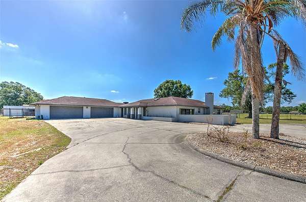 4.55 Acres of Residential Land with Home for Sale in Plant City, Florida