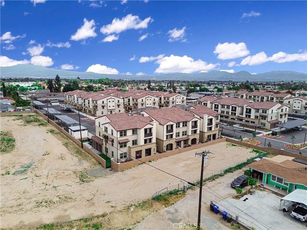 0.2 Acres of Mixed-Use Land for Sale in Rialto, California