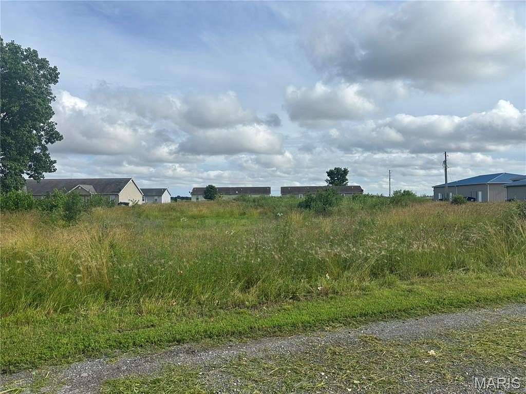 1.77 Acres of Commercial Land for Sale in Greenville, Illinois