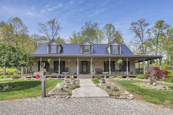 8.33 Acres of Residential Land with Home for Sale in Nashport, Ohio