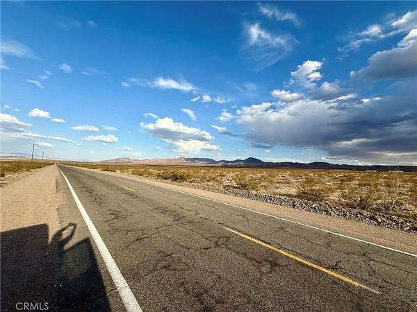 23.4 Acres of Commercial Land for Sale in Daggett, California