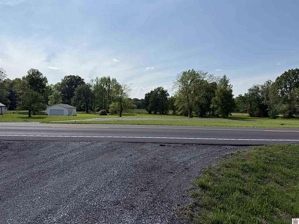 4.75 Acres of Commercial Land for Sale in Gilbertsville, Kentucky