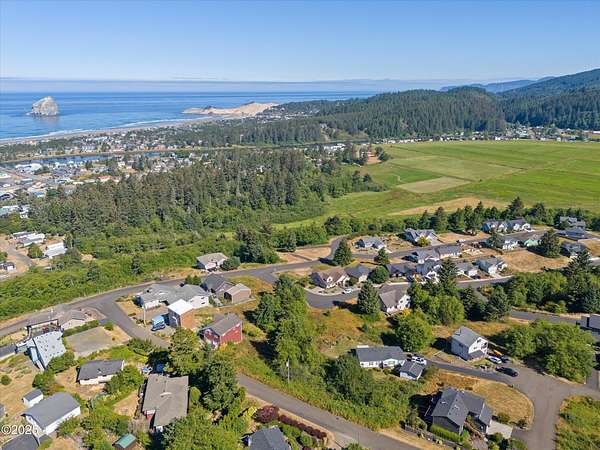 0.21 Acres of Residential Land for Auction in Pacific City, Oregon
