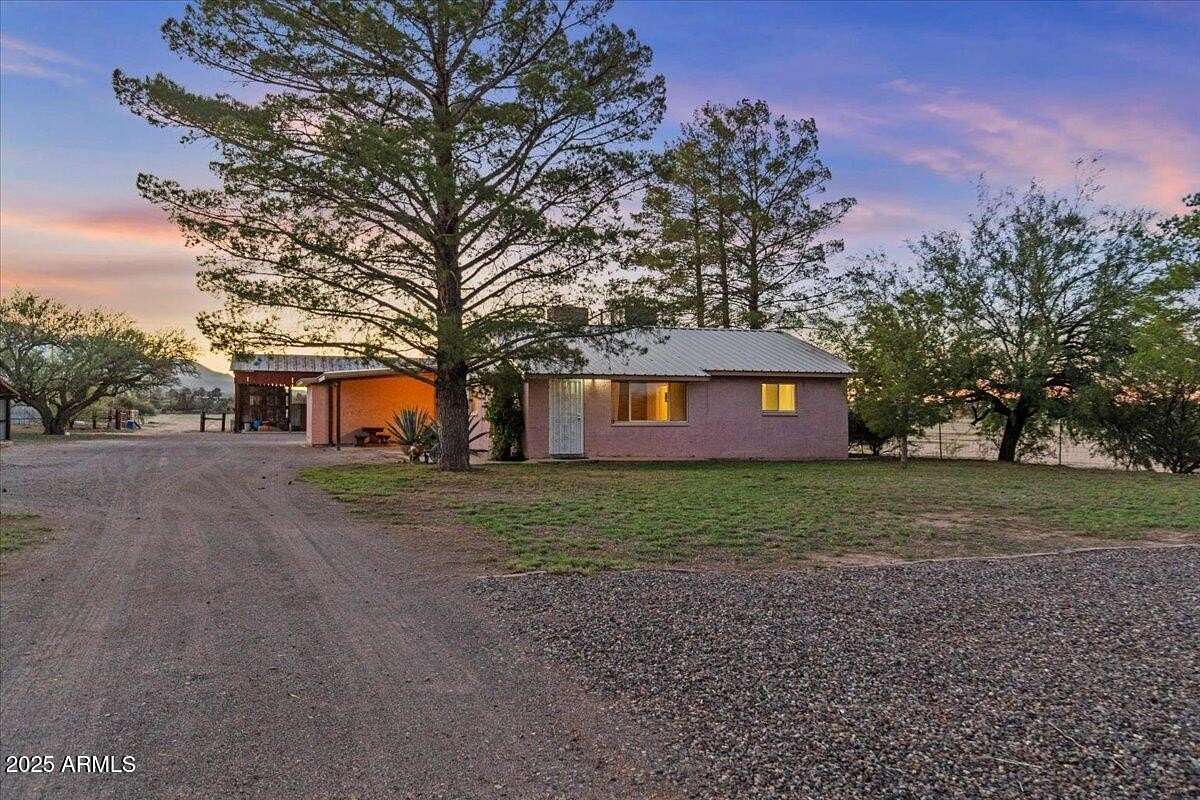 14.5 Acres of Land with Home for Sale in Safford, Arizona