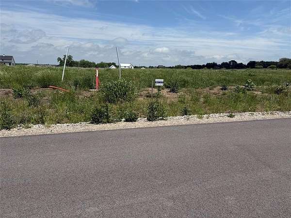 0.5 Acres of Residential Land for Sale in Lipan, Texas