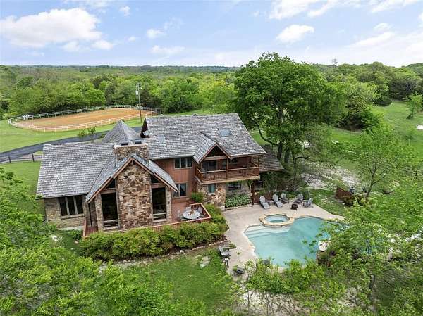 59.6 Acres of Agricultural Land with Home for Sale in Van Alstyne, Texas