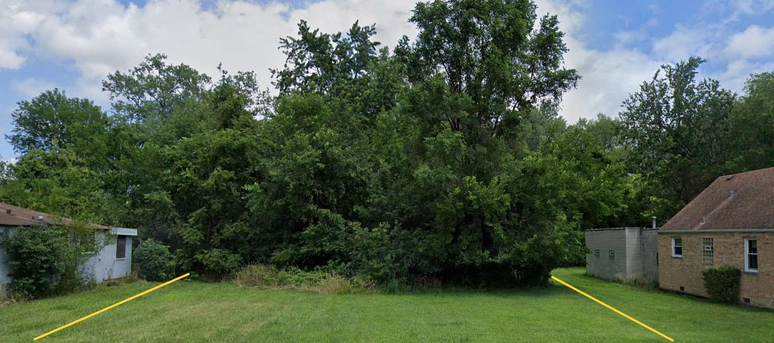0.09 Acres of Mixed-Use Land for Sale in Robbins, Illinois