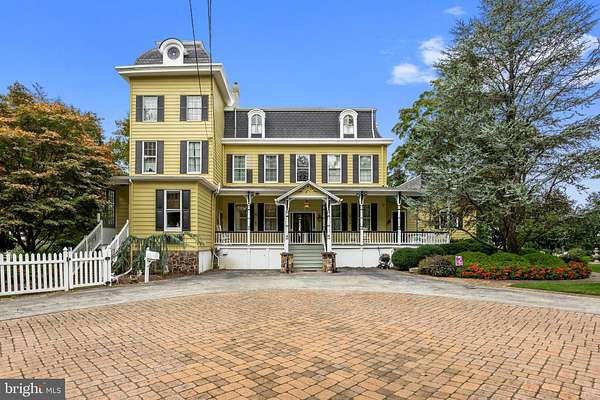 2.78 Acres of Residential Land with Home for Sale in Edgewater Park, New Jersey