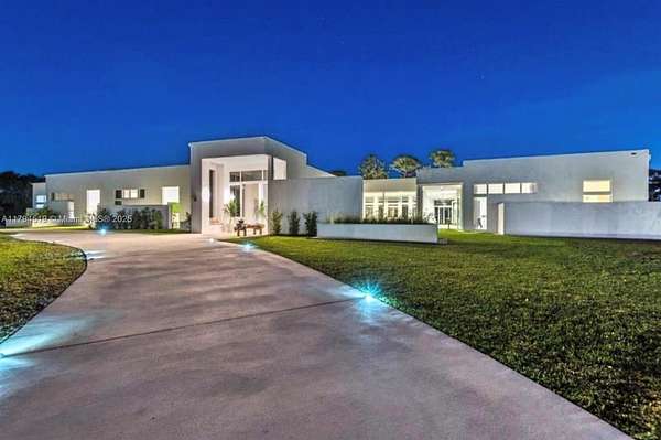 20.1 Acres of Land with Home for Sale in Jupiter, Florida