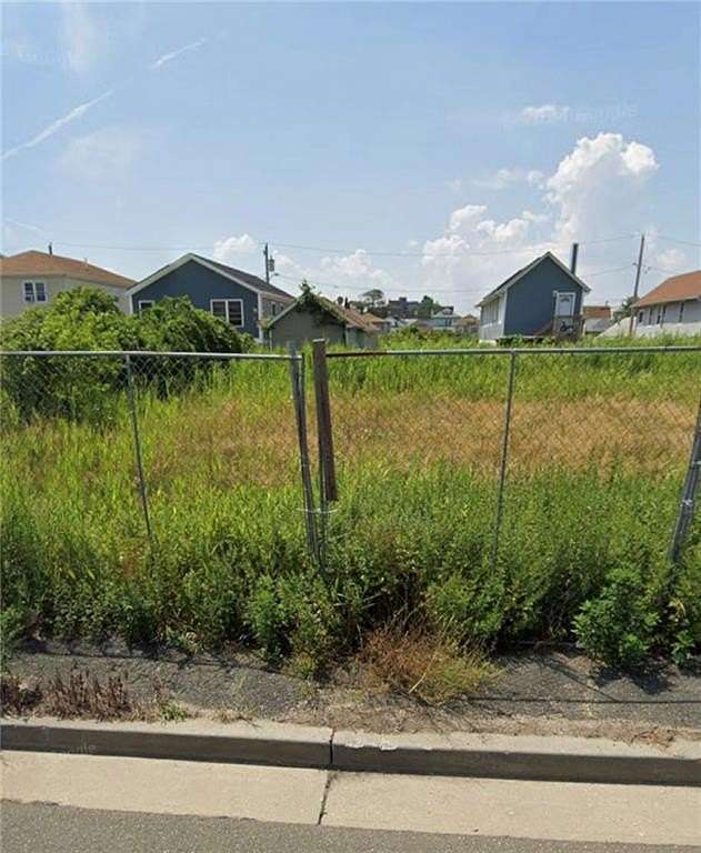 0.04 Acres of Residential Land for Sale in Queens, New York