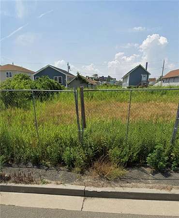 0.04 Acres of Residential Land for Sale in Queens, New York