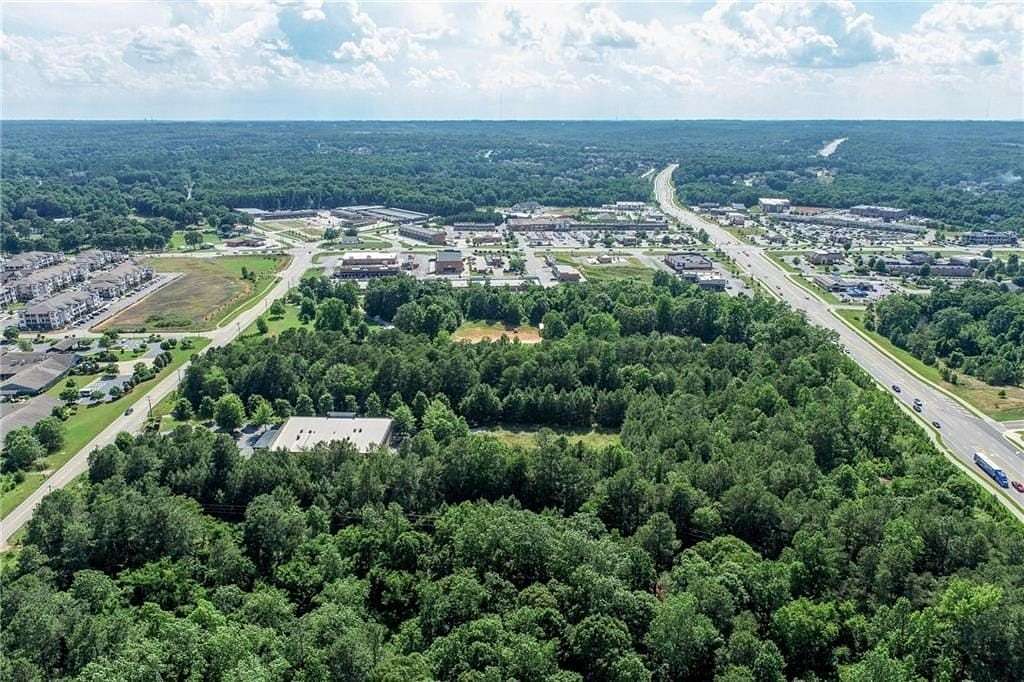 4.36 Acres of Commercial Land for Sale in Hoschton, Georgia
