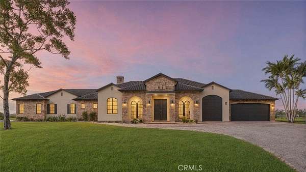 12.6 Acres of Land for Sale in Murrieta, California