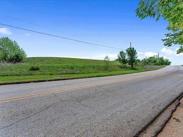 10 Acres of Mixed-Use Land for Sale in Fayetteville, Arkansas