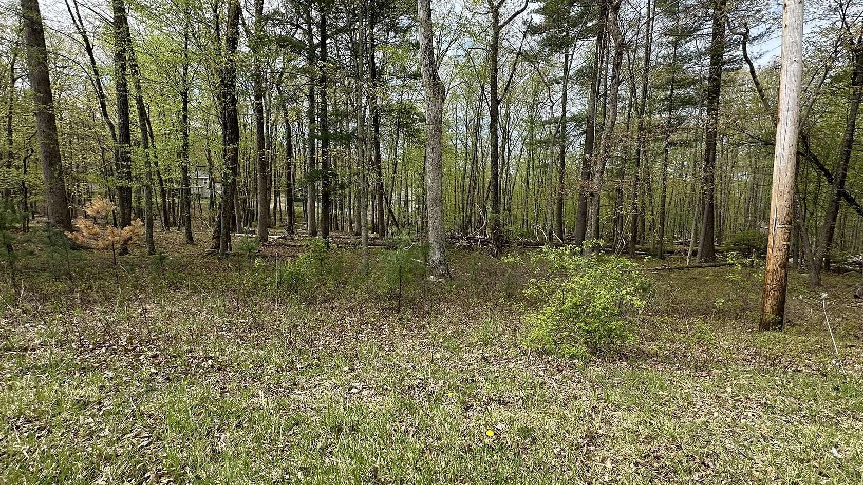 0.47 Acres of Residential Land for Sale in Bushkill, Pennsylvania