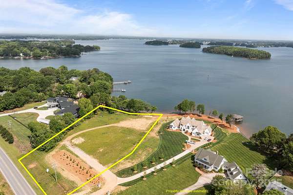 2.13 Acres of Residential Land for Sale in Huntersville, North Carolina