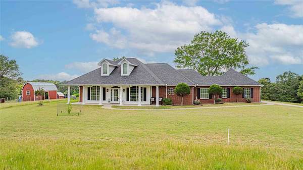 8.16 Acres of Land with Home for Sale in Gladewater, Texas