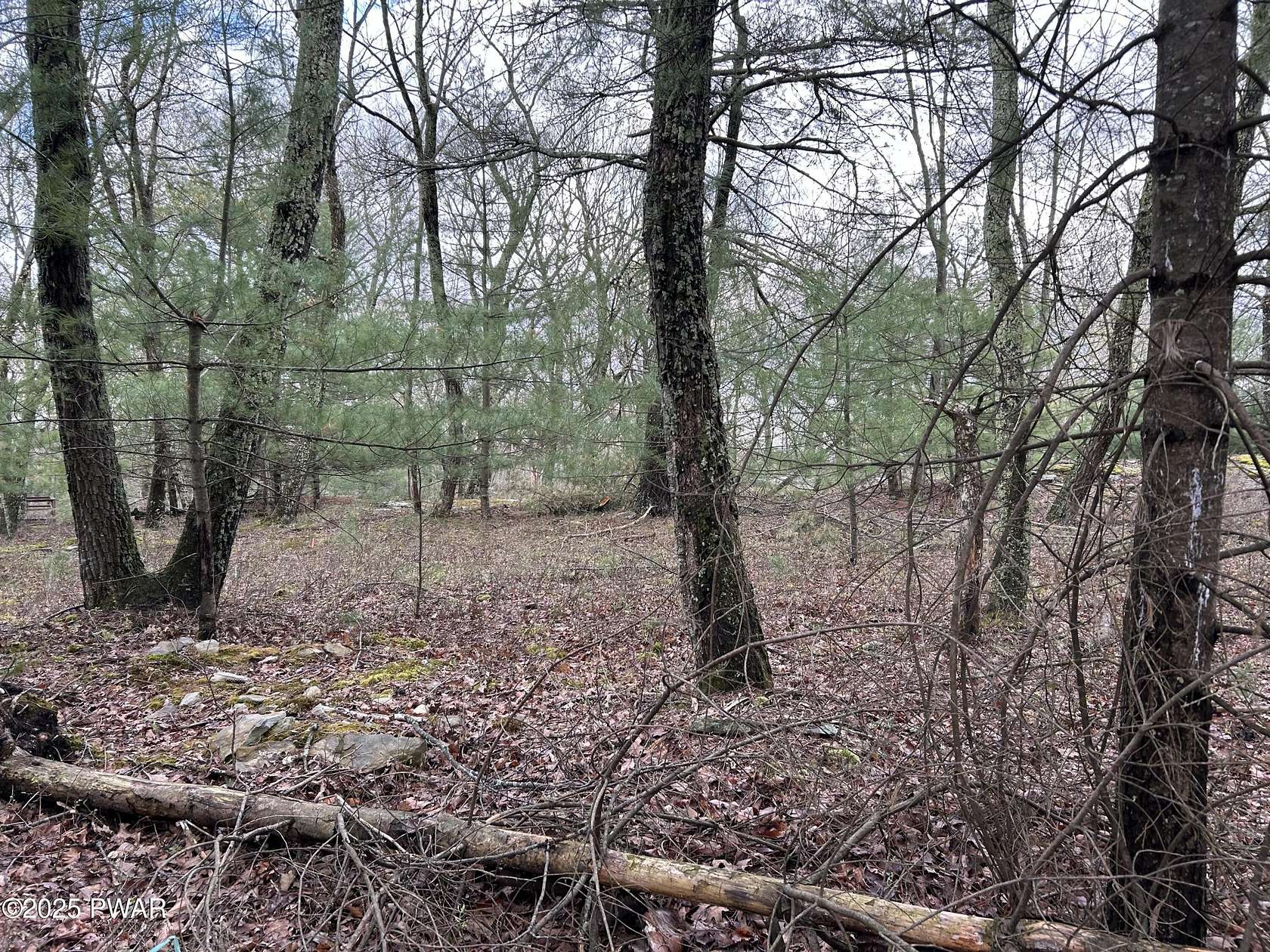 0.98 Acres of Residential Land for Sale in Dingmans Ferry, Pennsylvania