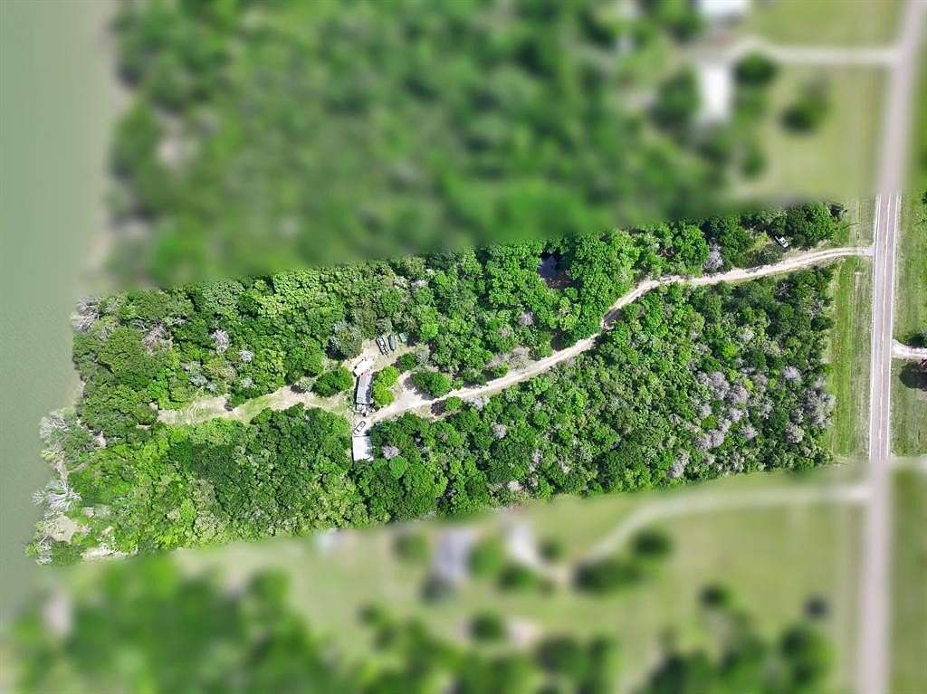 5.83 Acres of Residential Land for Sale in Dawson, Texas