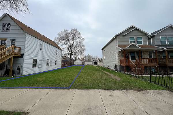 Residential Land for Sale in Chicago, Illinois