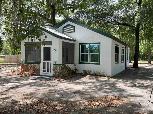1.88 Acres of Residential Land with Home for Sale in Palatka, Florida
