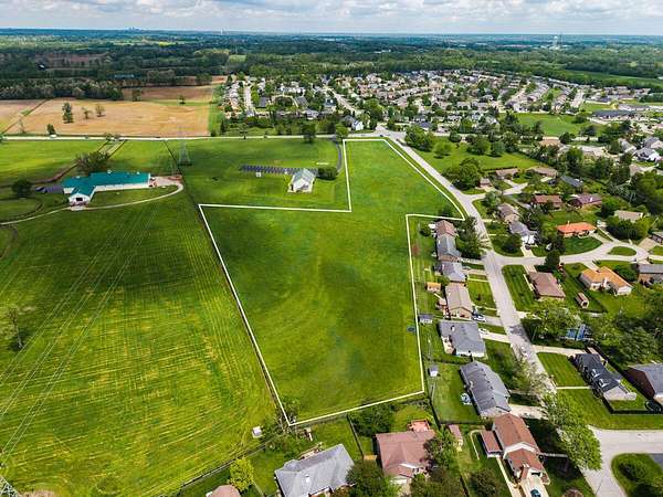 7 Acres of Residential Land for Sale in Nicholasville, Kentucky