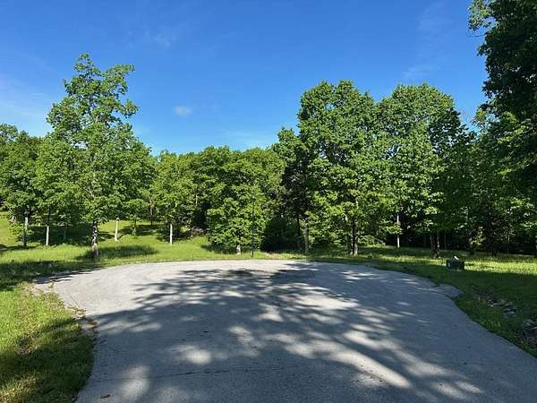1.33 Acres of Residential Land for Sale in Russellville, Kentucky