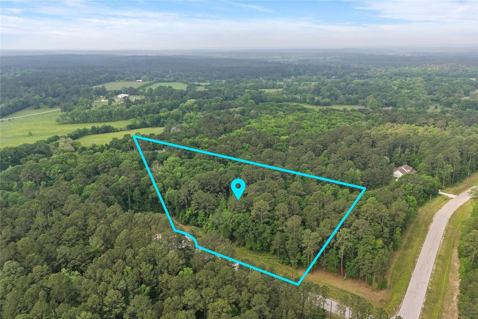 5.7 Acres of Land for Sale in Huntsville, Texas