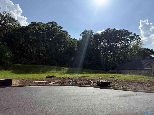 0.27 Acres of Residential Land for Sale in Guntersville, Alabama