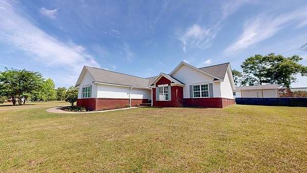 1.9 Acres of Residential Land with Home for Sale in Headland, Alabama