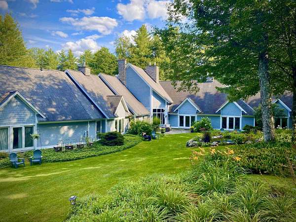 9.24 Acres of Residential Land with Home for Sale in Stowe, Vermont