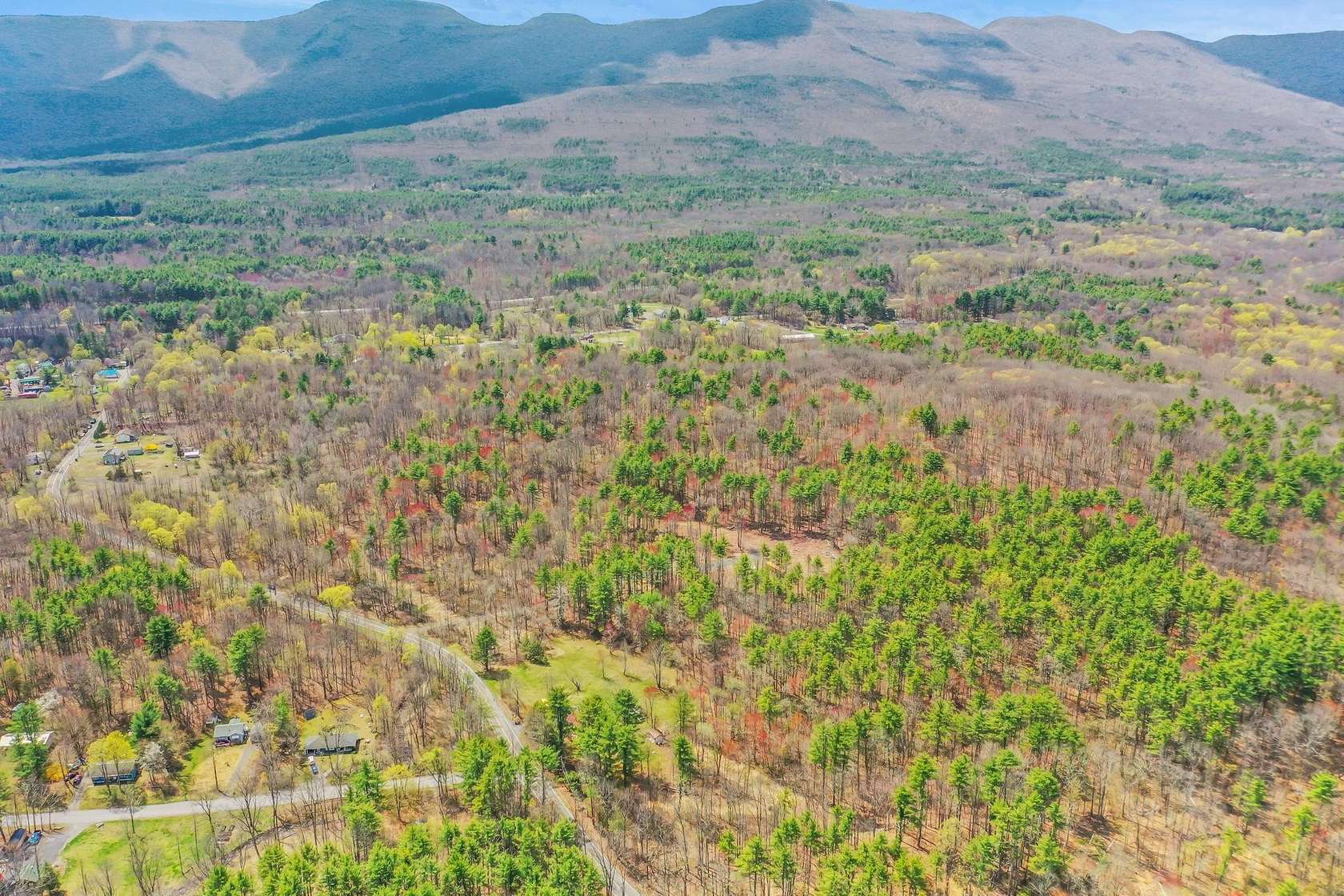 6 Acres of Residential Land for Sale in Cairo, New York