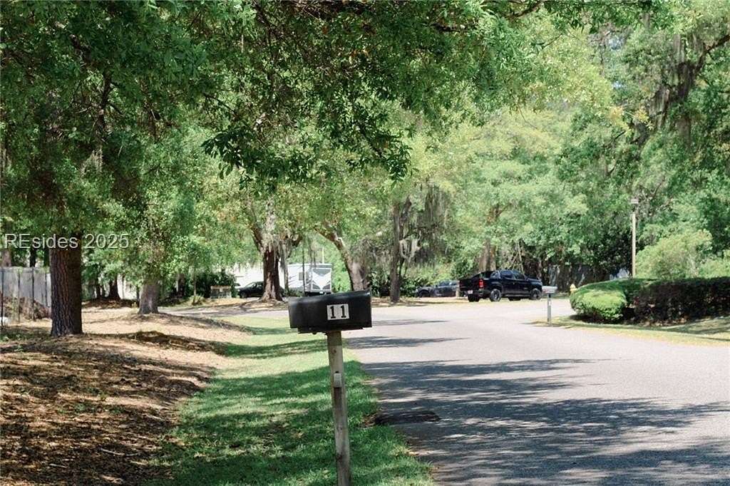 1.28 Acres of Commercial Land for Sale in Hilton Head Island, South Carolina