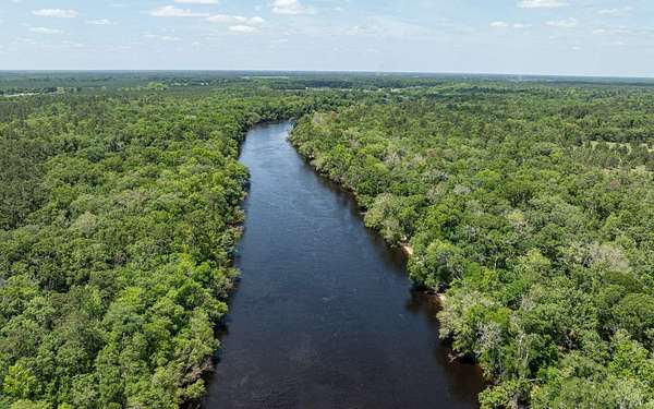 1.47 Acres of Residential Land for Sale in Branford, Florida