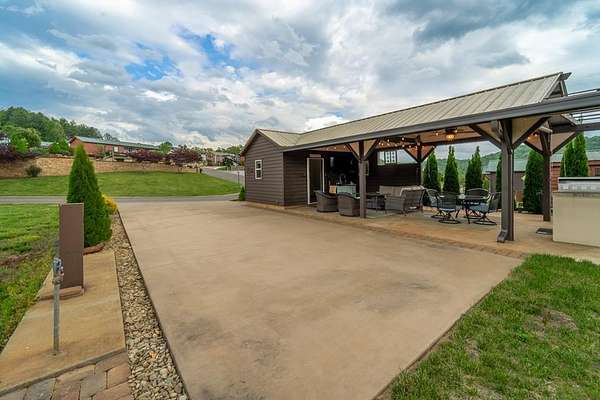 0.07 Acres of Land for Sale in Franklin, North Carolina